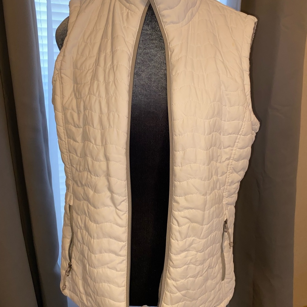 Free Country sleeveless puffer jacket